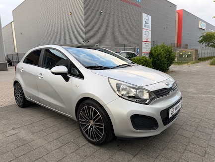 Kia Rio 0