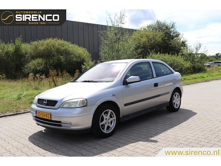 Opel Astra 0