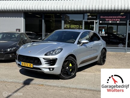 Porsche Macan 0