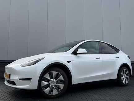 Tesla Model Y 0