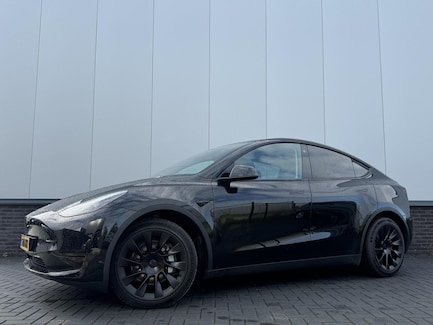 Tesla Model Y 0