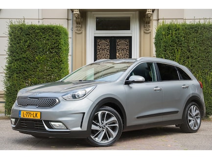 Kia Niro Hybrid 0