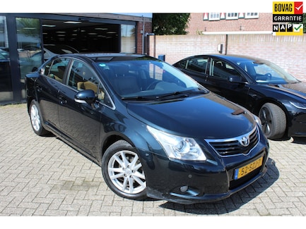Toyota Avensis 0