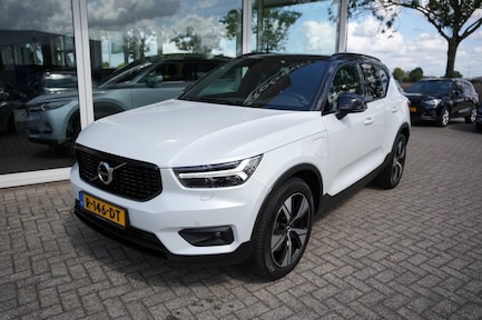 Volvo XC40 0
