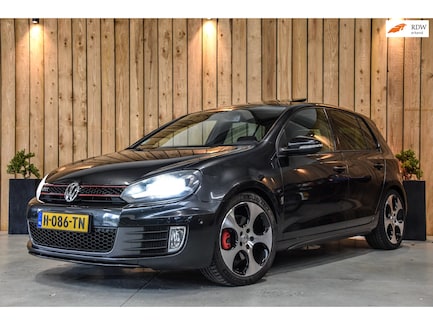 Volkswagen Golf 0