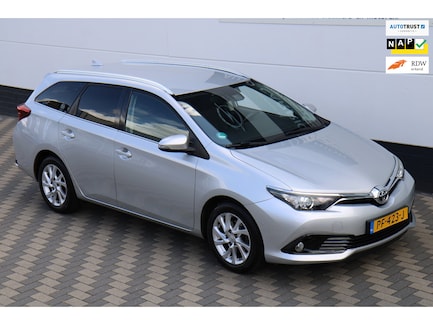 Toyota Auris 0