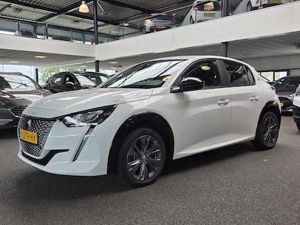 Peugeot e-208 0