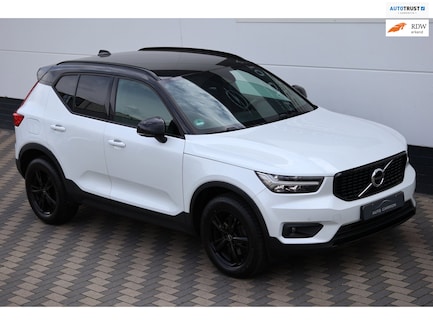 Volvo XC40 0