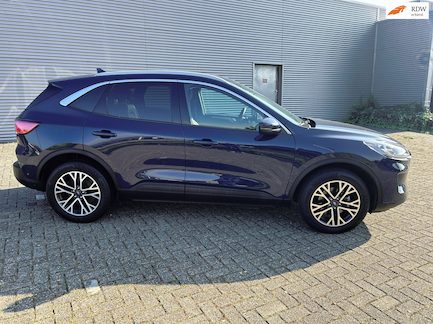 Ford Kuga 0