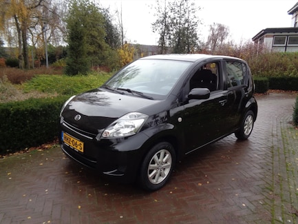 Daihatsu Sirion 0