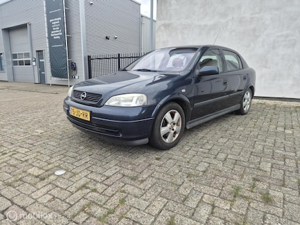 Opel Astra 0