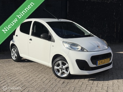 Peugeot 107 0