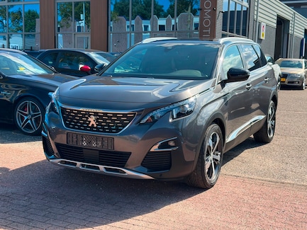 Peugeot 5008 0