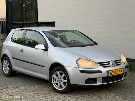 Volkswagen Golf 0