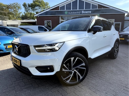 Volvo XC40 0