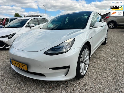 Tesla Model 3 0