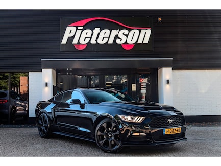 Ford Mustang 0