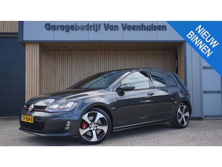 Volkswagen Golf 0