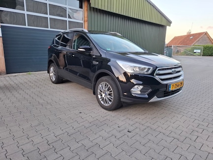 Ford Kuga 0
