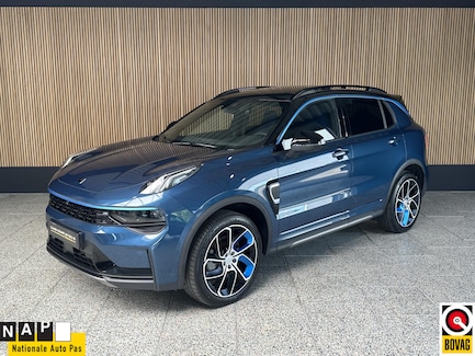 Lynk & Co 01 0