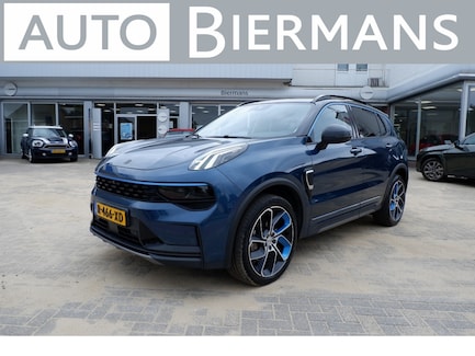 Lynk & Co 01 0