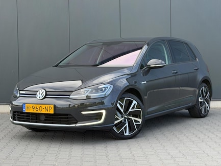 Volkswagen E-Golf 0