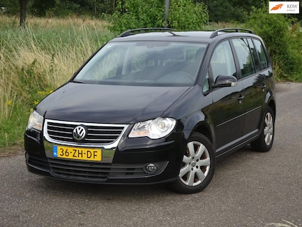 Volkswagen Touran 0