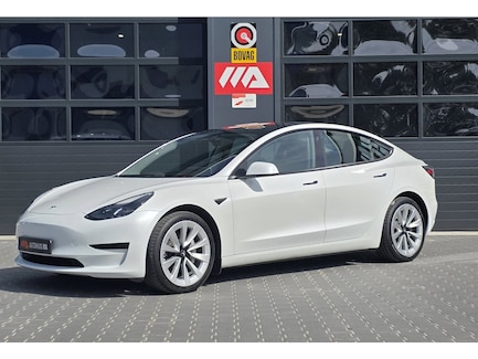 Tesla Model 3 0