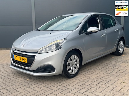 Peugeot 208 0