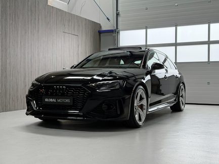 Audi RS4 0