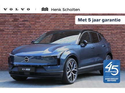 Volvo EX30 0