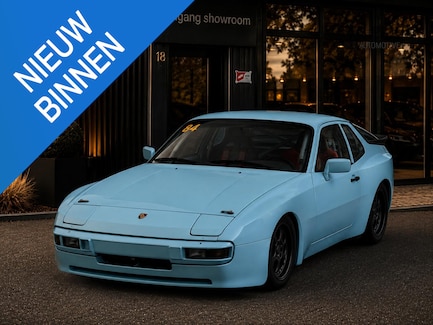 Porsche 944 0