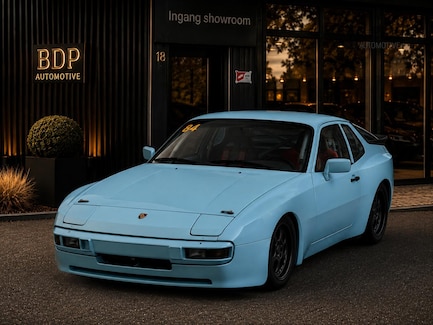 Porsche 944 0