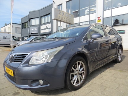 Toyota Avensis 0