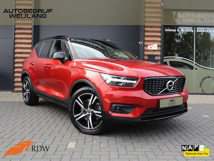 Volvo XC40 0