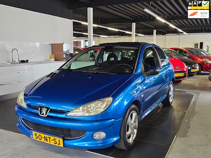 Peugeot 206 0