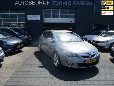 Opel Astra 0