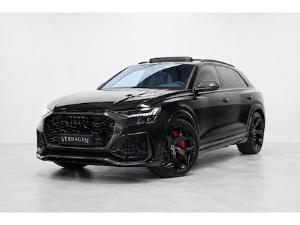 Audi RS Q8 0