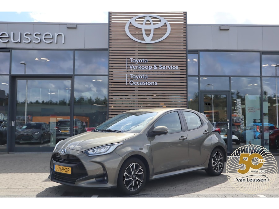 Toyota Yaris Hybride benzine [J-769-XP] | AutoTrack