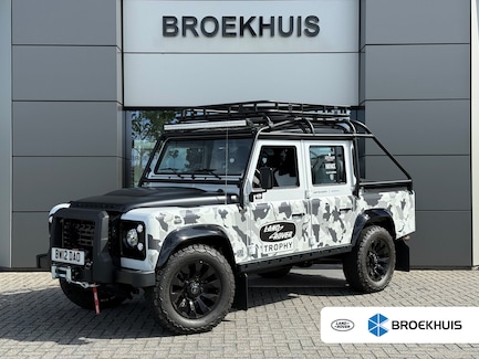Land Rover Defender 0