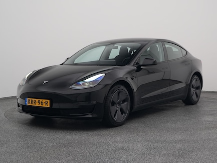 Tesla Model 3 0