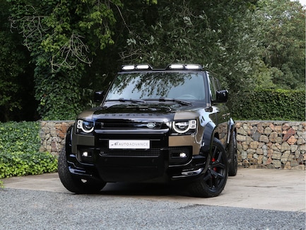 Land Rover Defender 0
