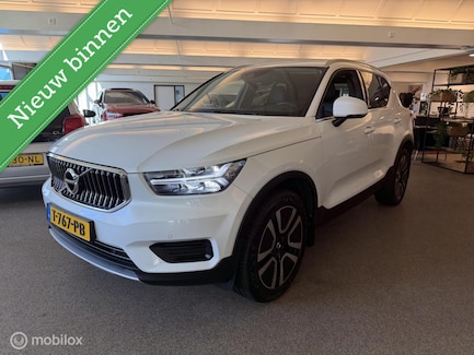 Volvo XC40 0