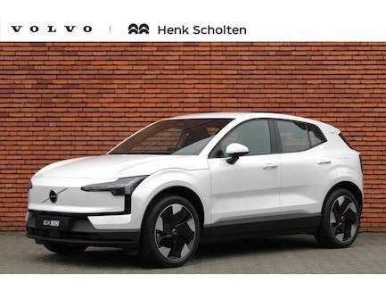 Volvo EX30 0