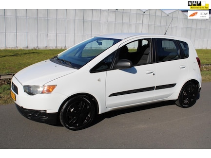 Mitsubishi Colt 0