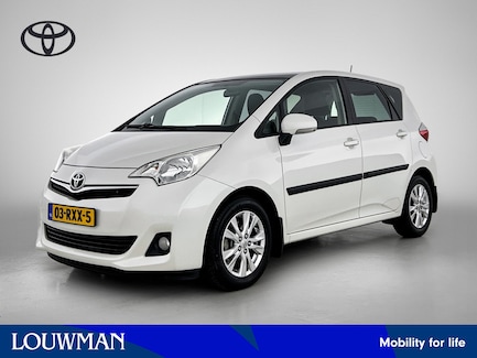 Toyota Verso-S 0