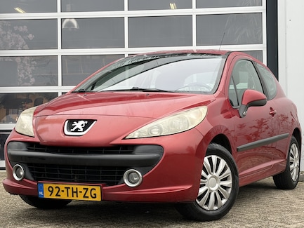 Peugeot 207 0