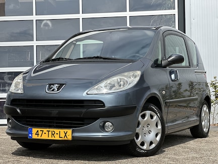 Peugeot 1007 0
