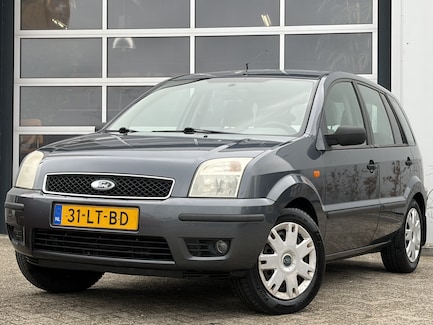Ford Fusion 0