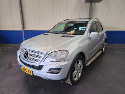 Mercedes-Benz ML-klasse 0